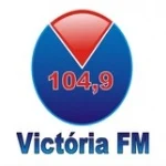 Logo da Rádio Victória 104.9 FM