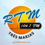 Logo da Rádio Três Marias 104.7 FM